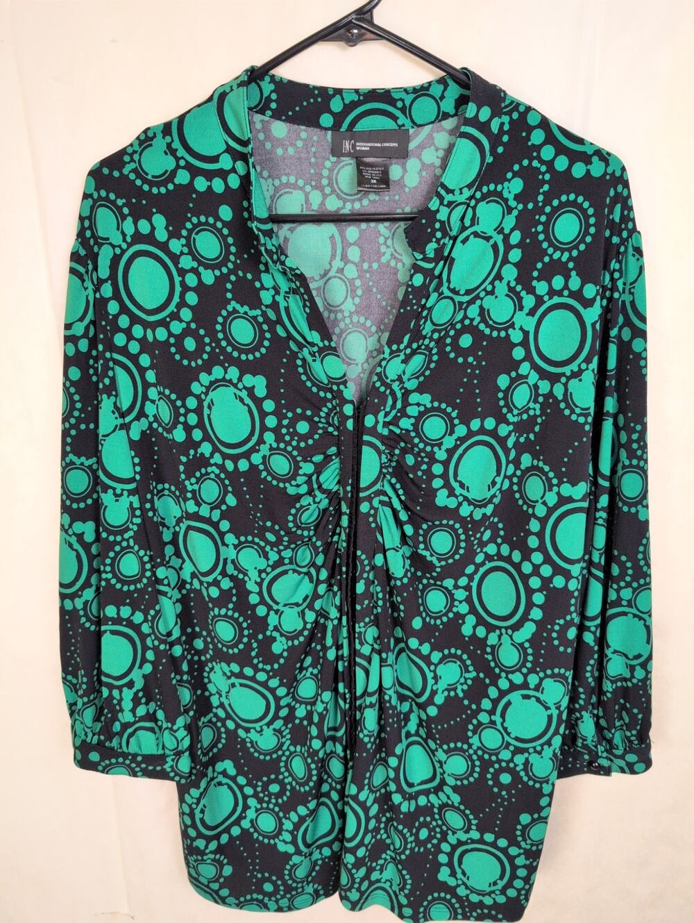 INC black and green hook and eye liquid knit top Size 3X Artsy Retro Boho